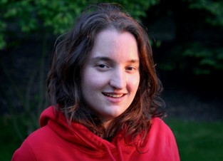 Charlotte Hudlerova headshot