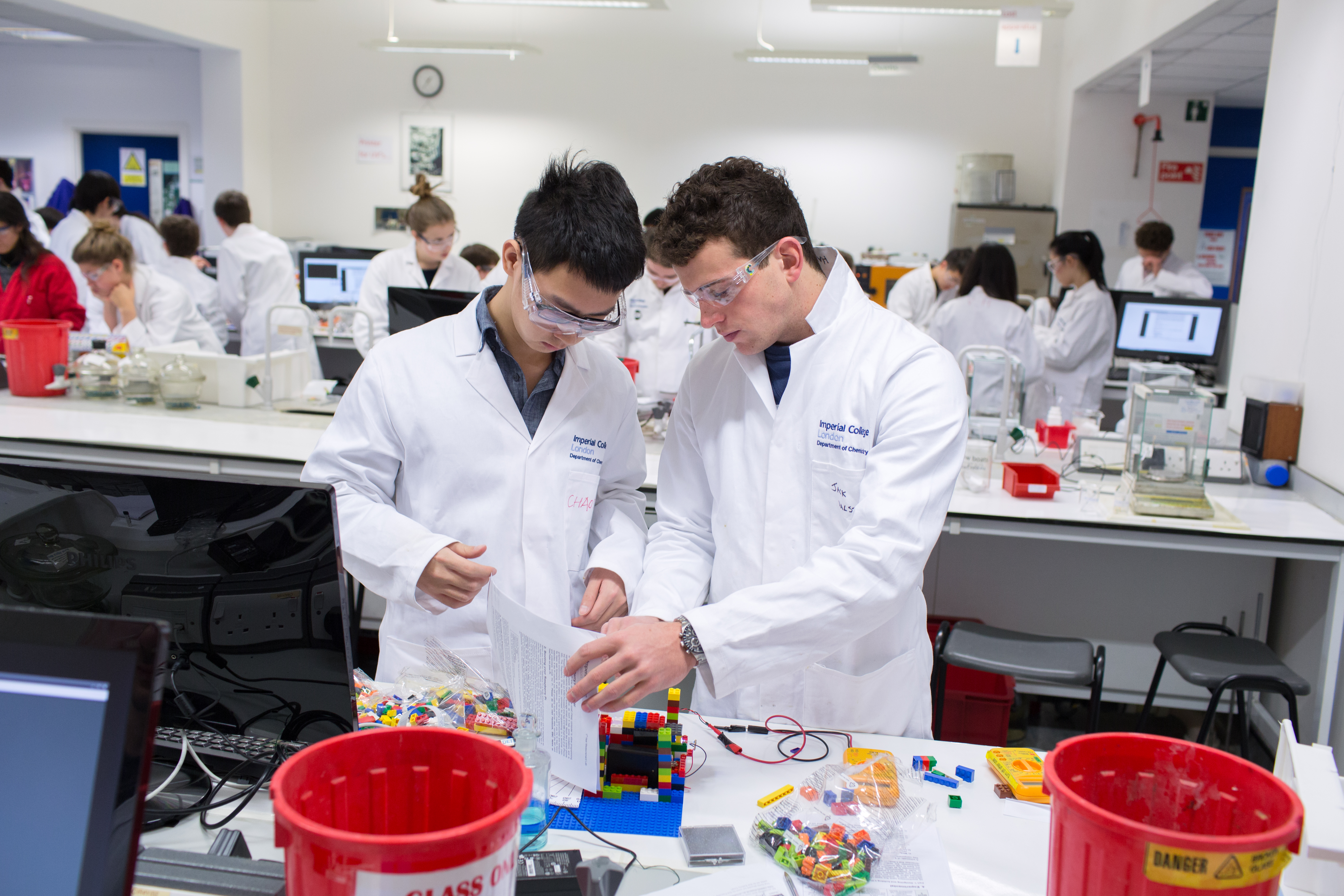 Students building LEGO spectrometers